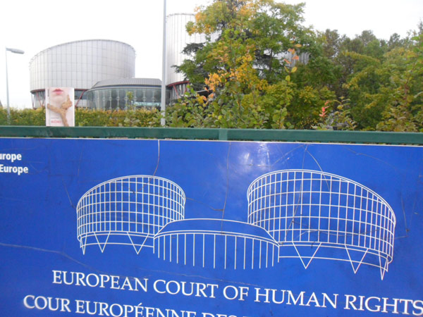 Mučenice svijetom, Strasbourg