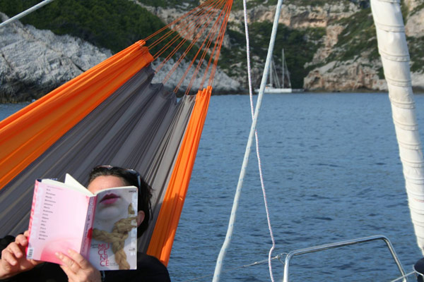 Mučenice svijetom, Vis